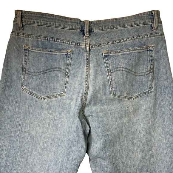 Lee Natural Bootcut Jeans Blue Flair Just Below The Waist 38x30 Short Size 16 - Picture 6 of 9